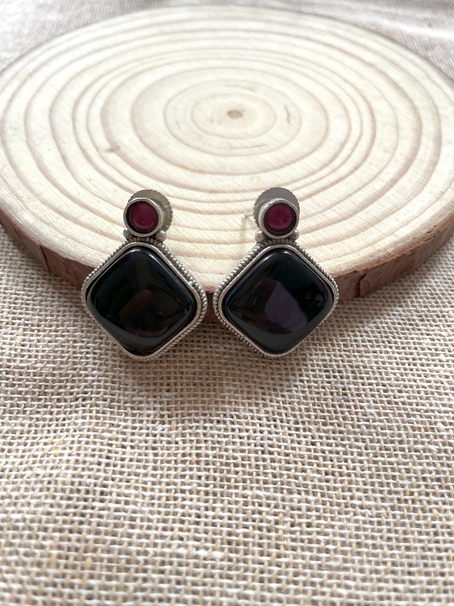 Kanika Earrings (Black)