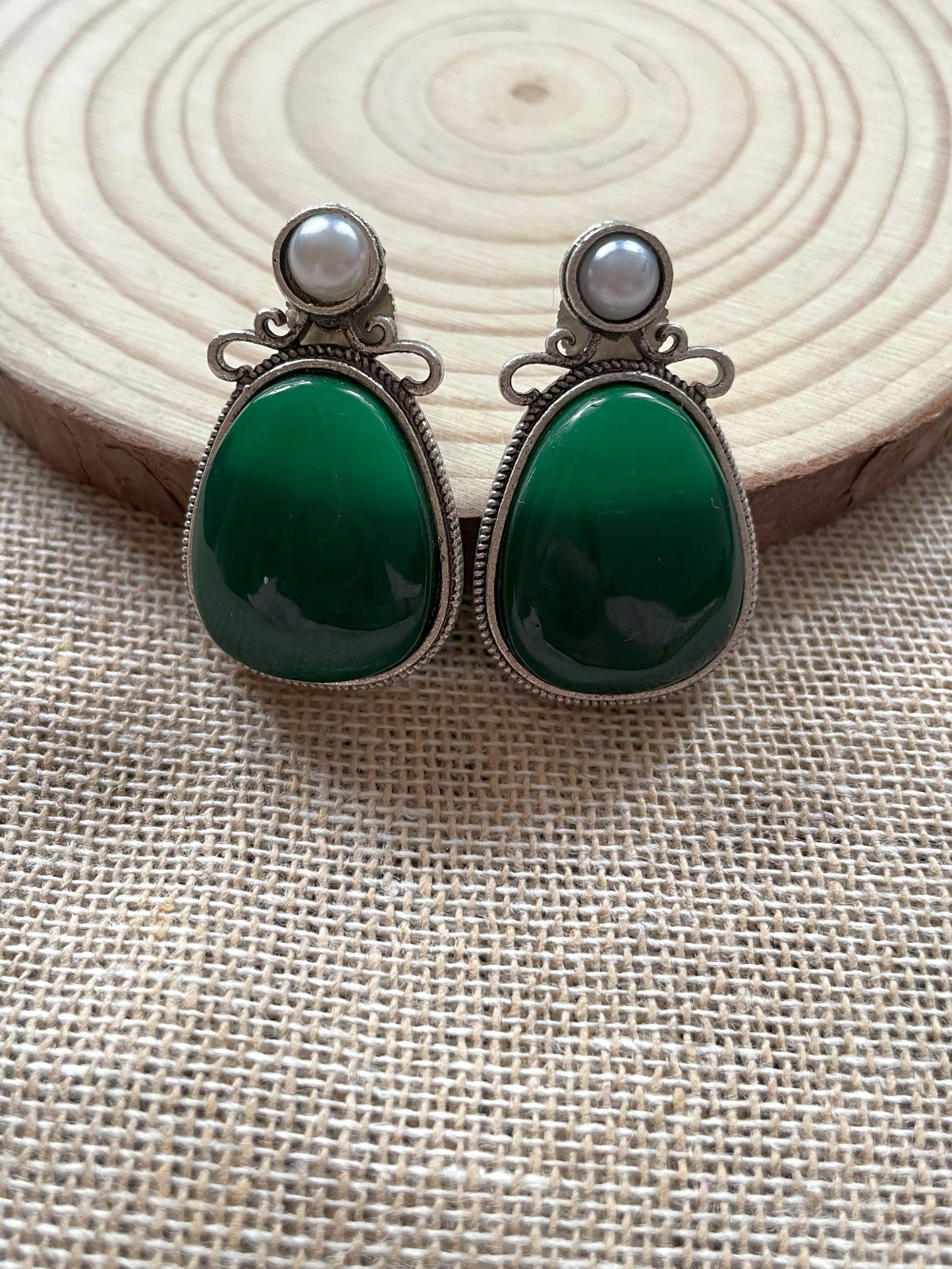 Madhavi Earrings (Green)