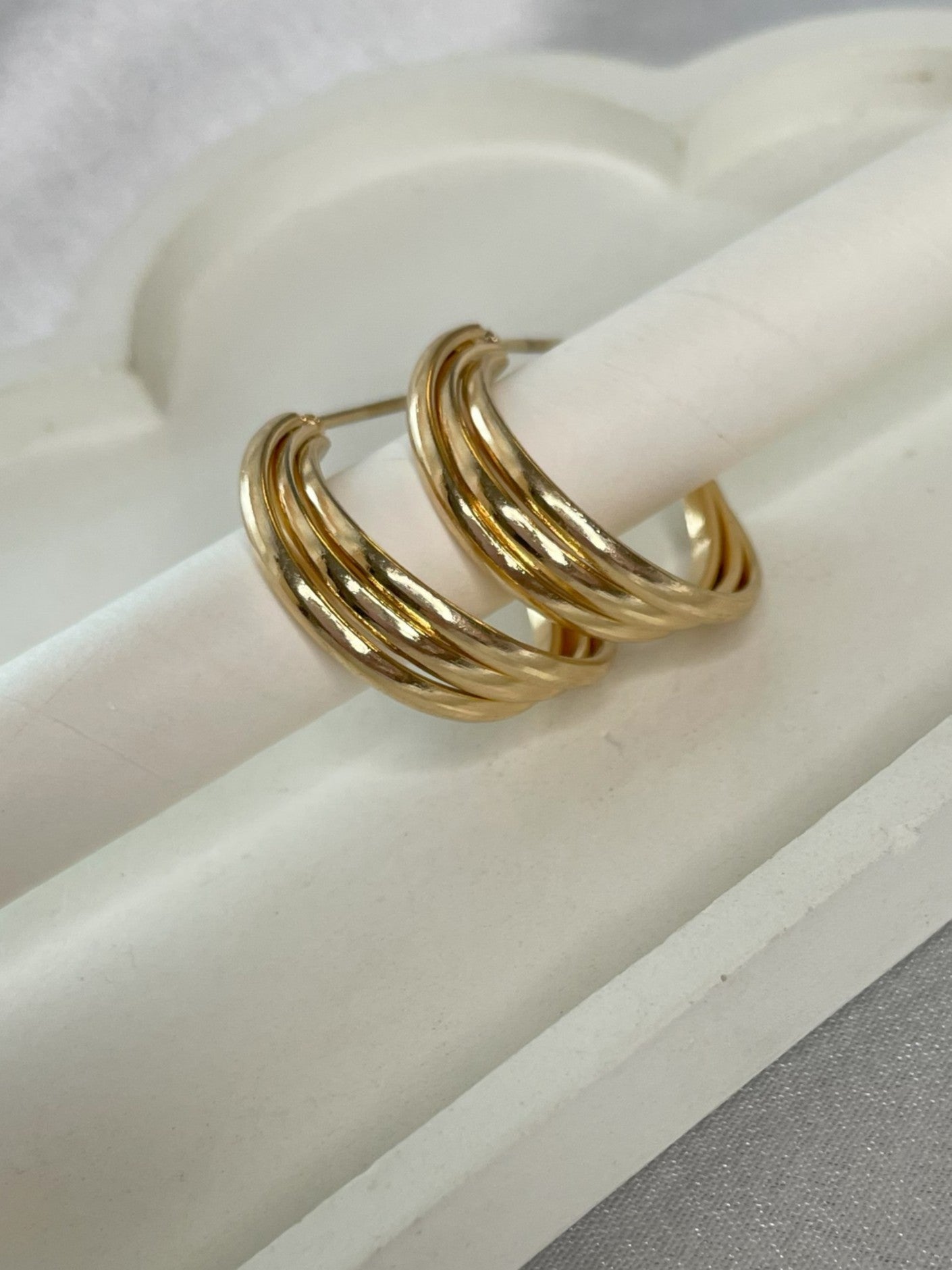 Twinkling Hoops