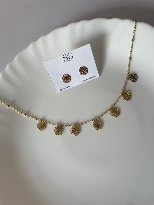 Lucky Hearts Clover Necklace & Earrings Set