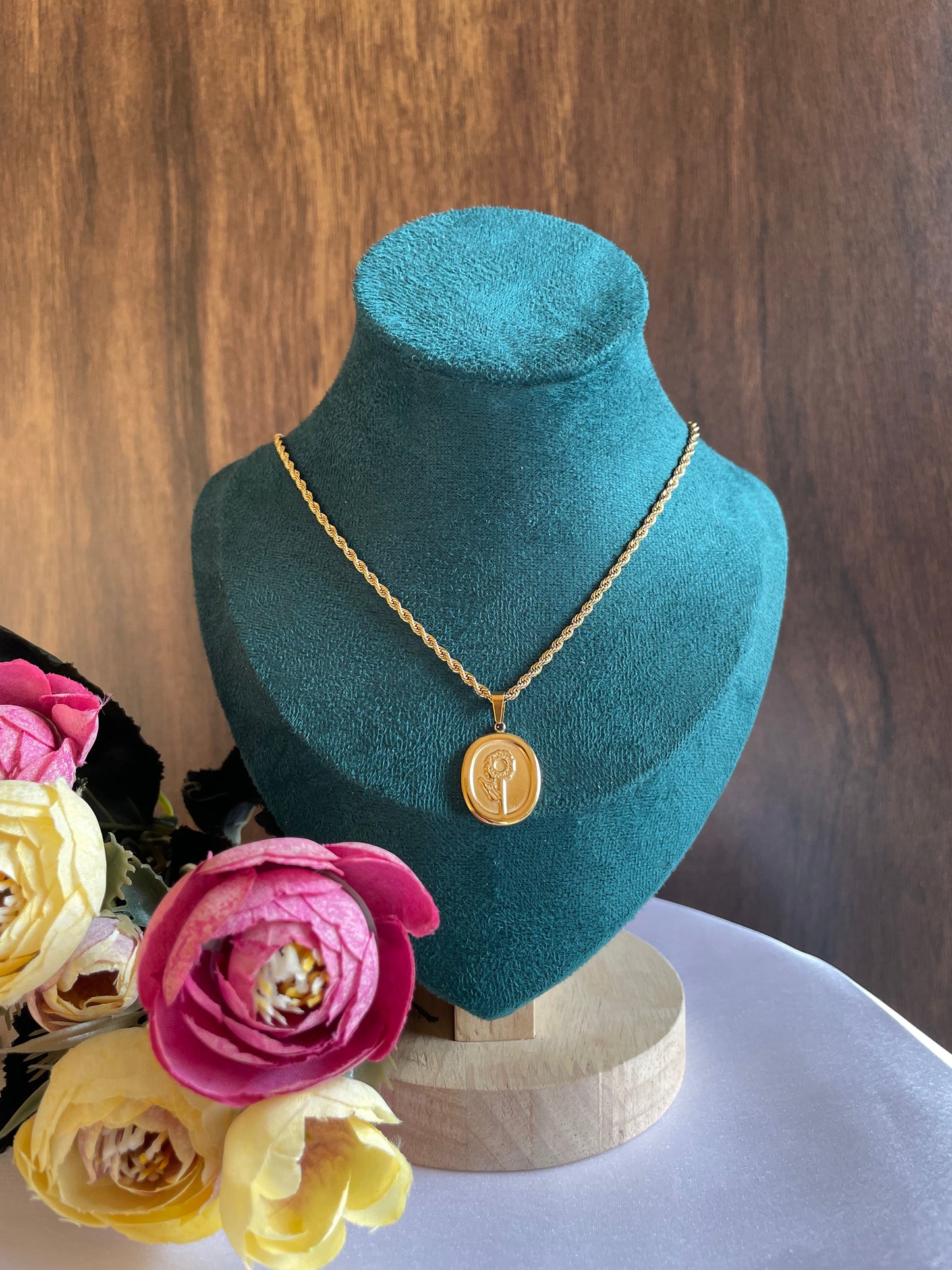 Rose Necklace
