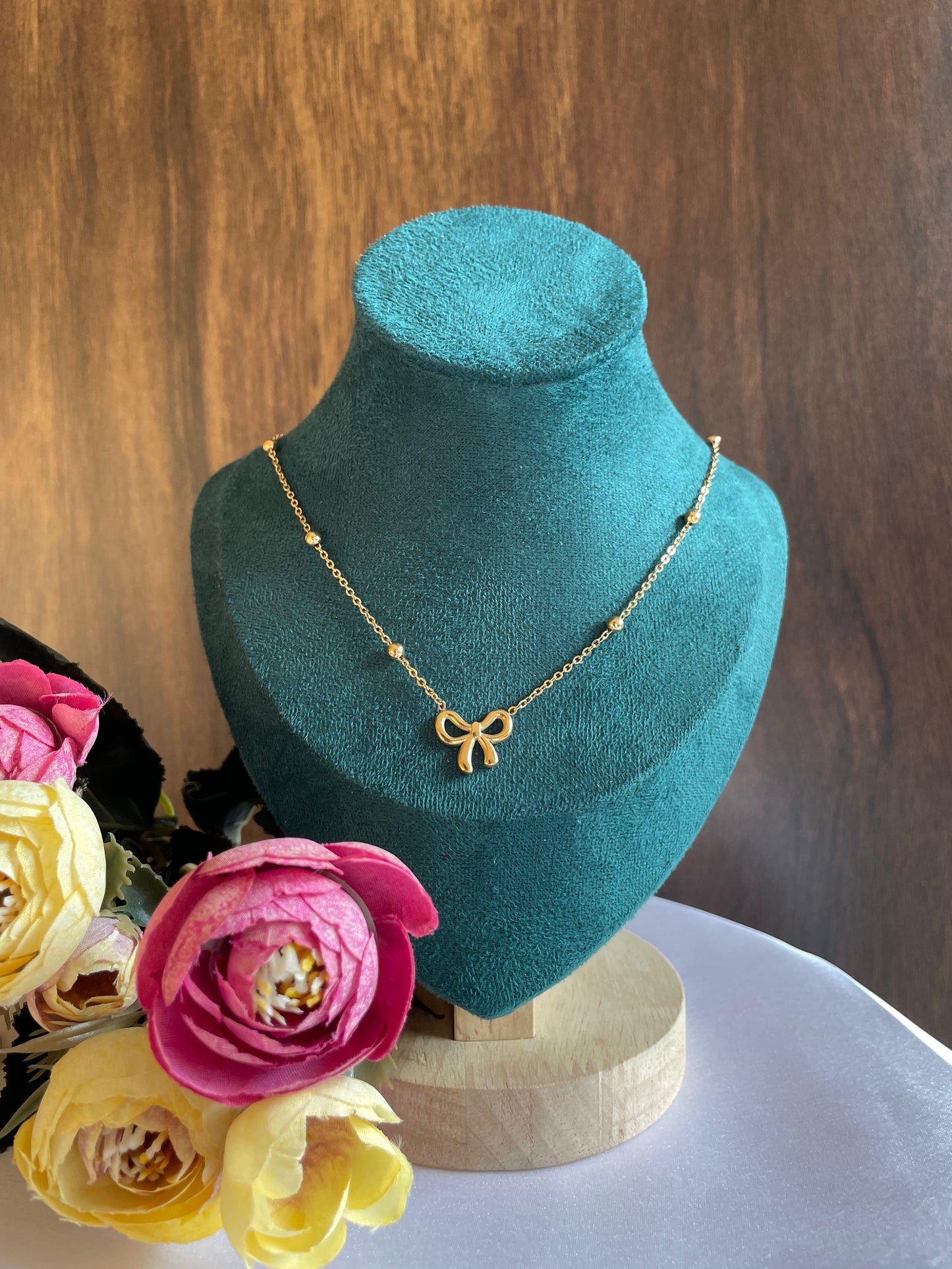 Bow Necklace-05