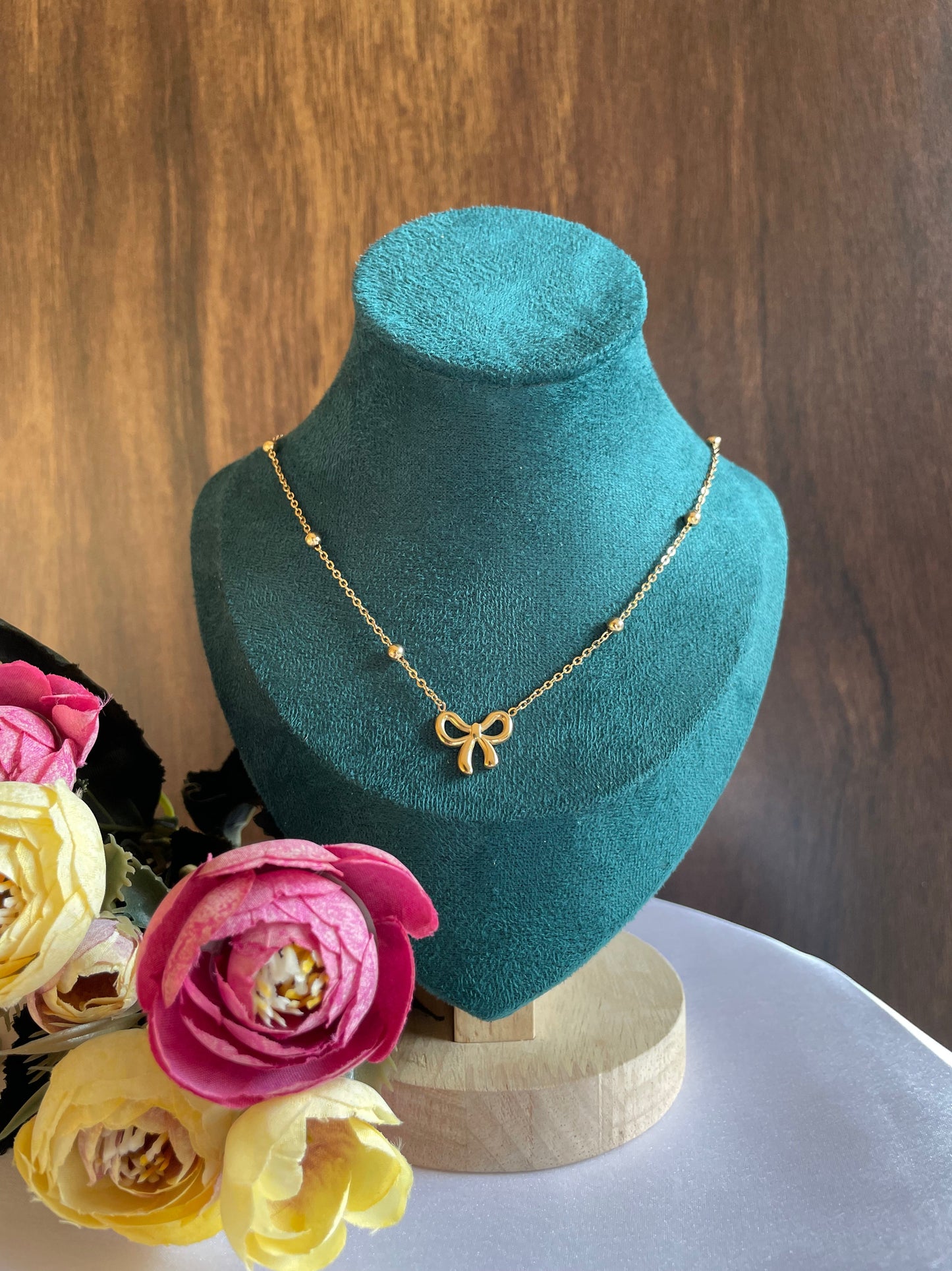 Bow Necklace-05