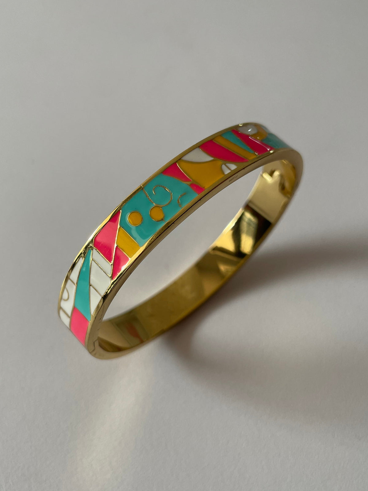 Opaline Elegance kada Bracelet (Regular Kada – Suitable for Bangle Size 2-6)