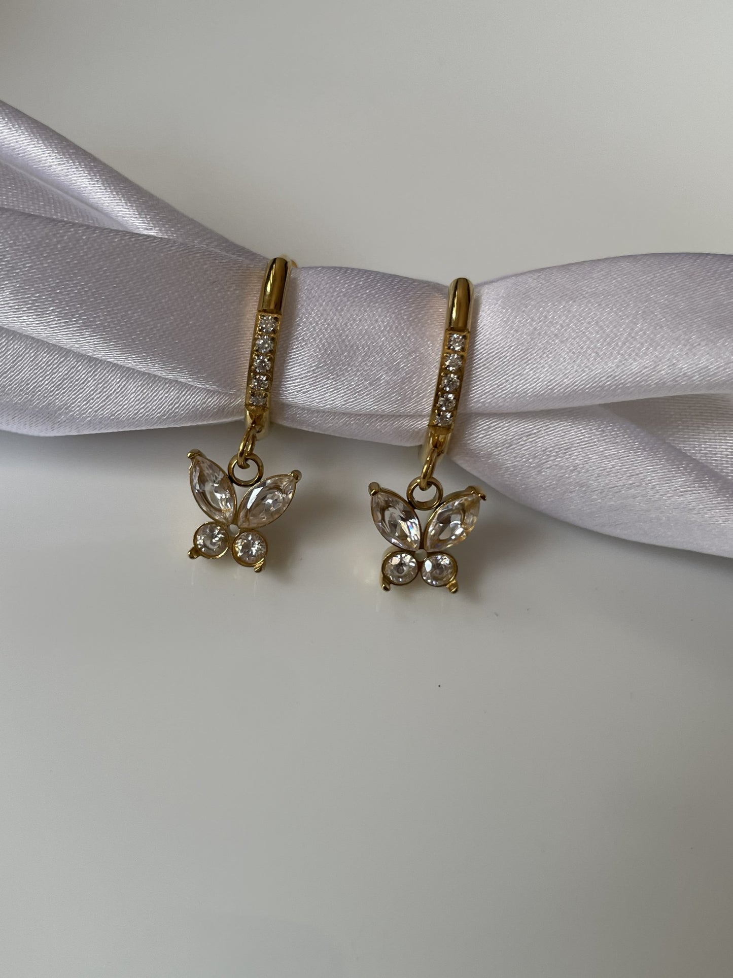 Liore Hoops