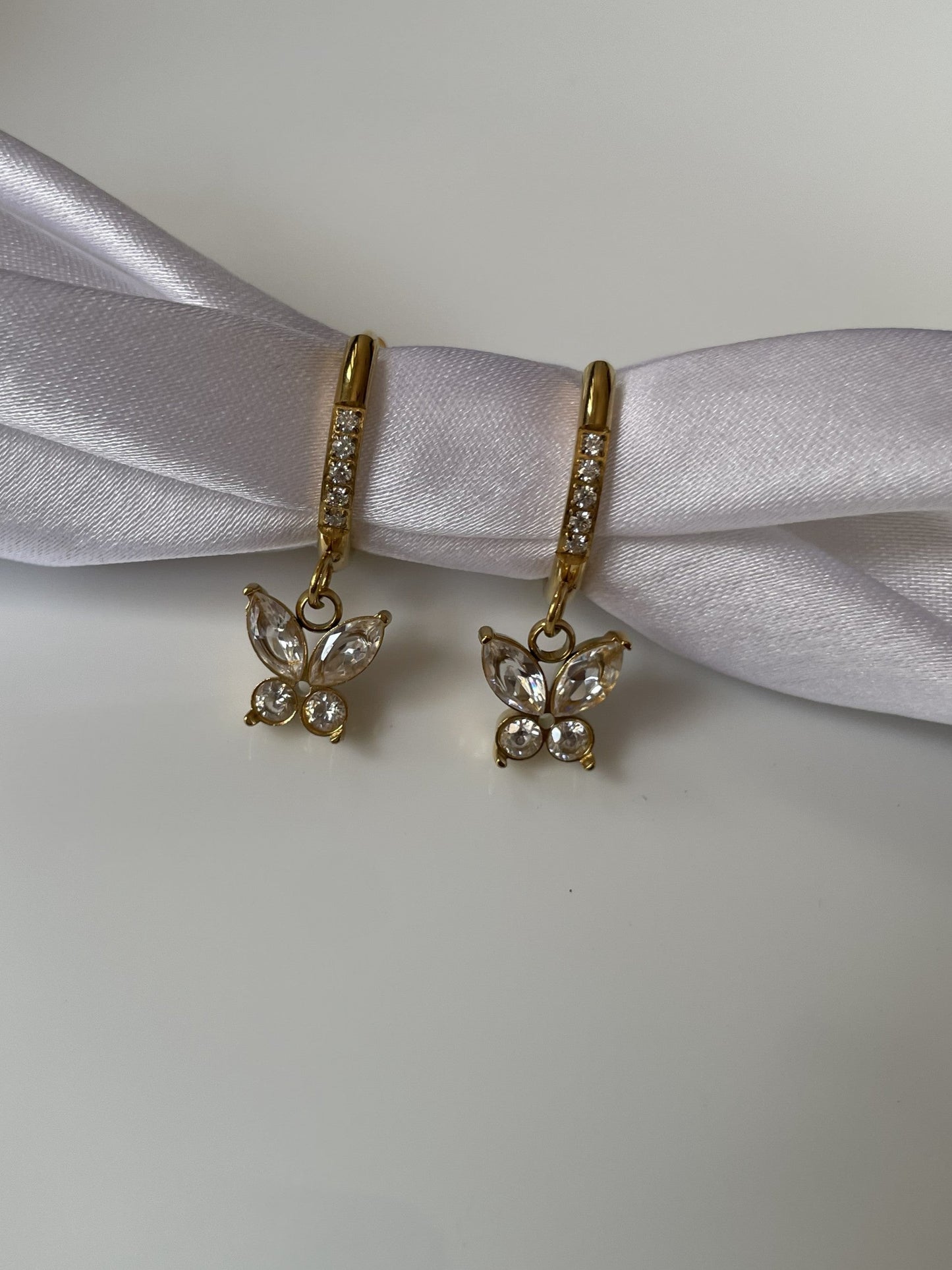 Liore Hoops
