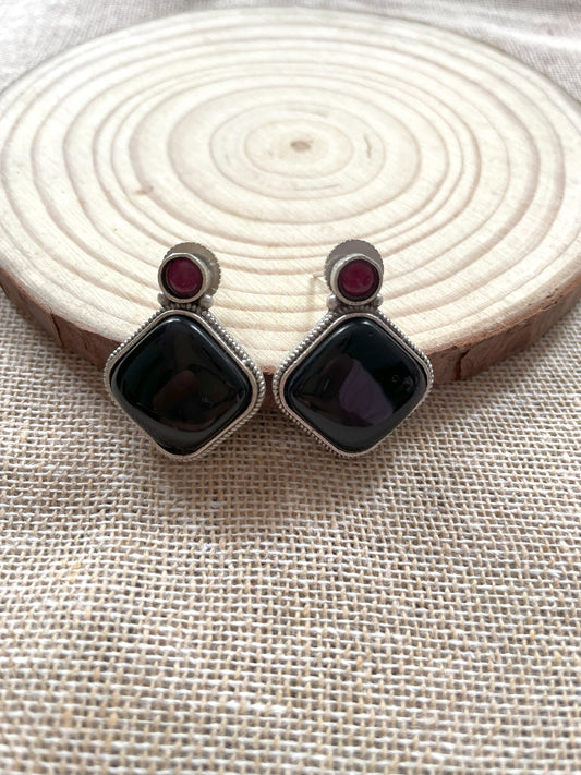 Kanika Earrings (Black)