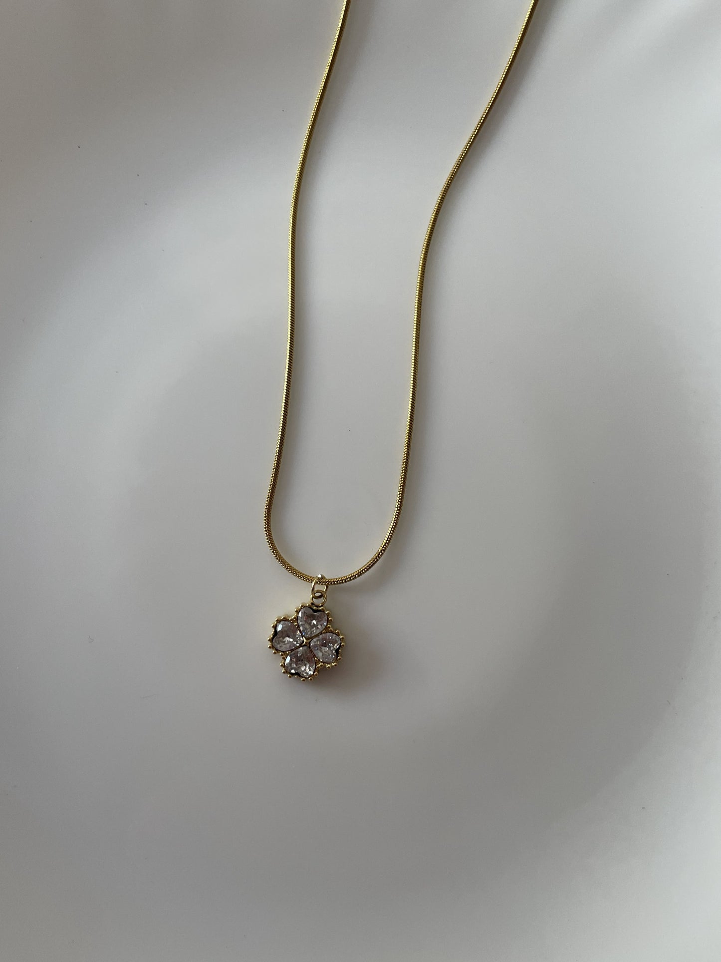 Daisy Shine Necklace