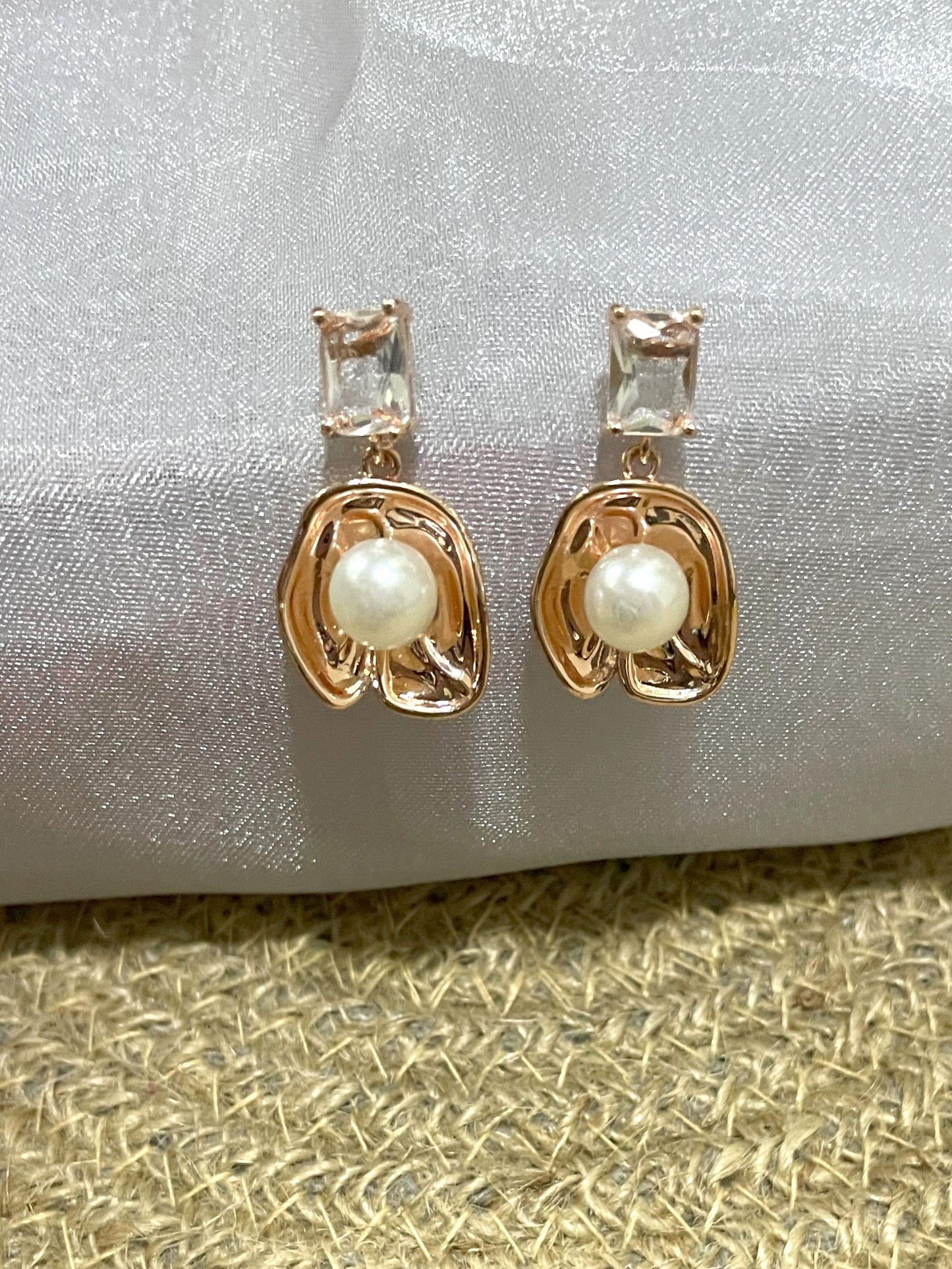 Golden Pearl Dangler