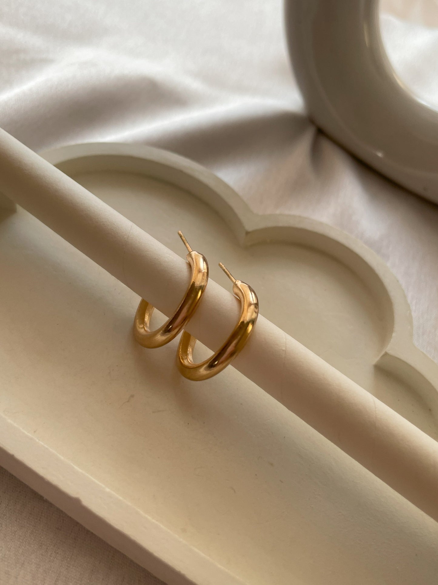 Plain Hoops