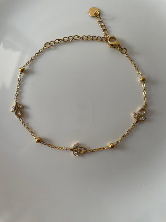 Mini Tulip Bracelet (Crystal White)