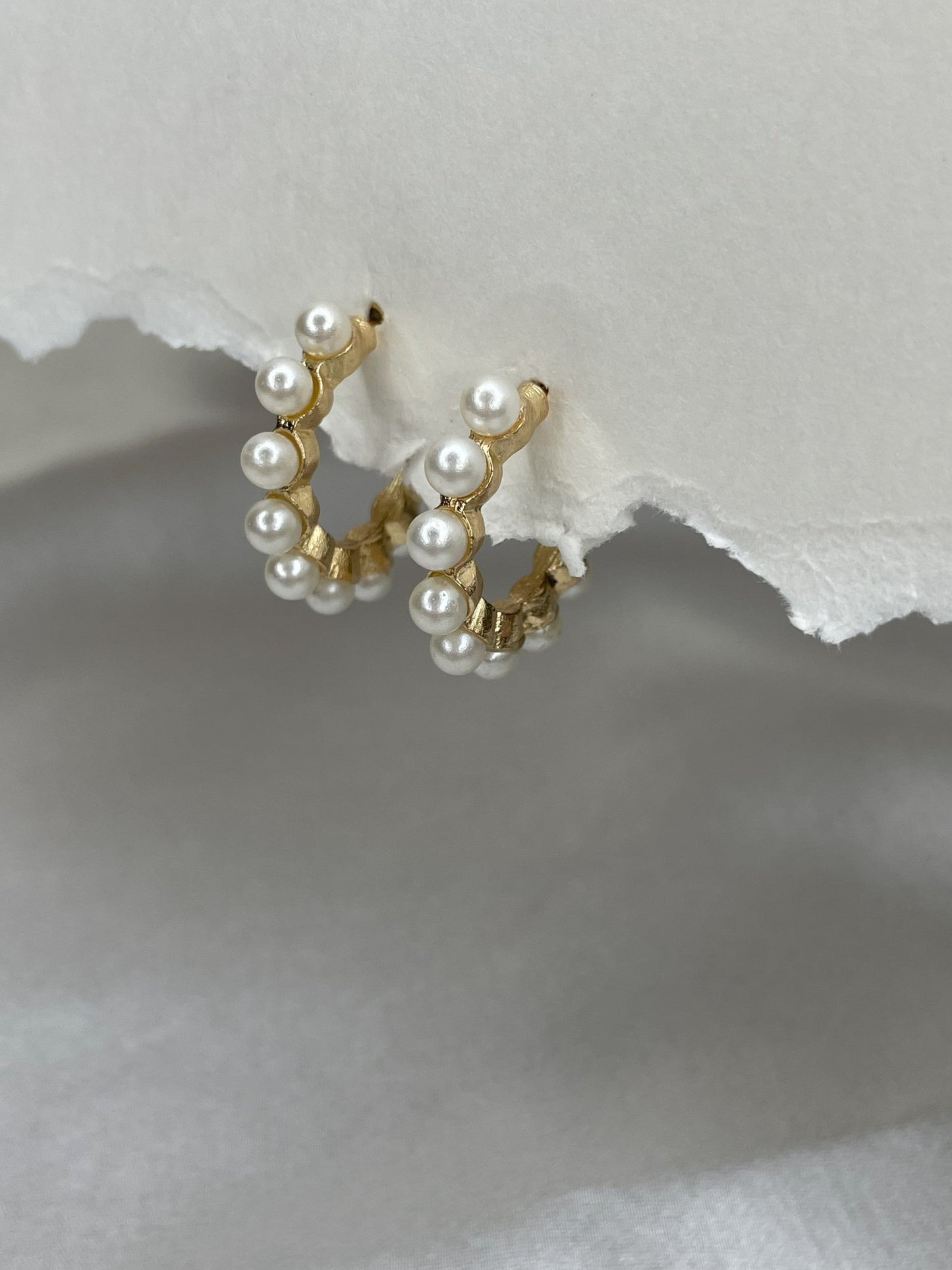 Pearl O Hoops