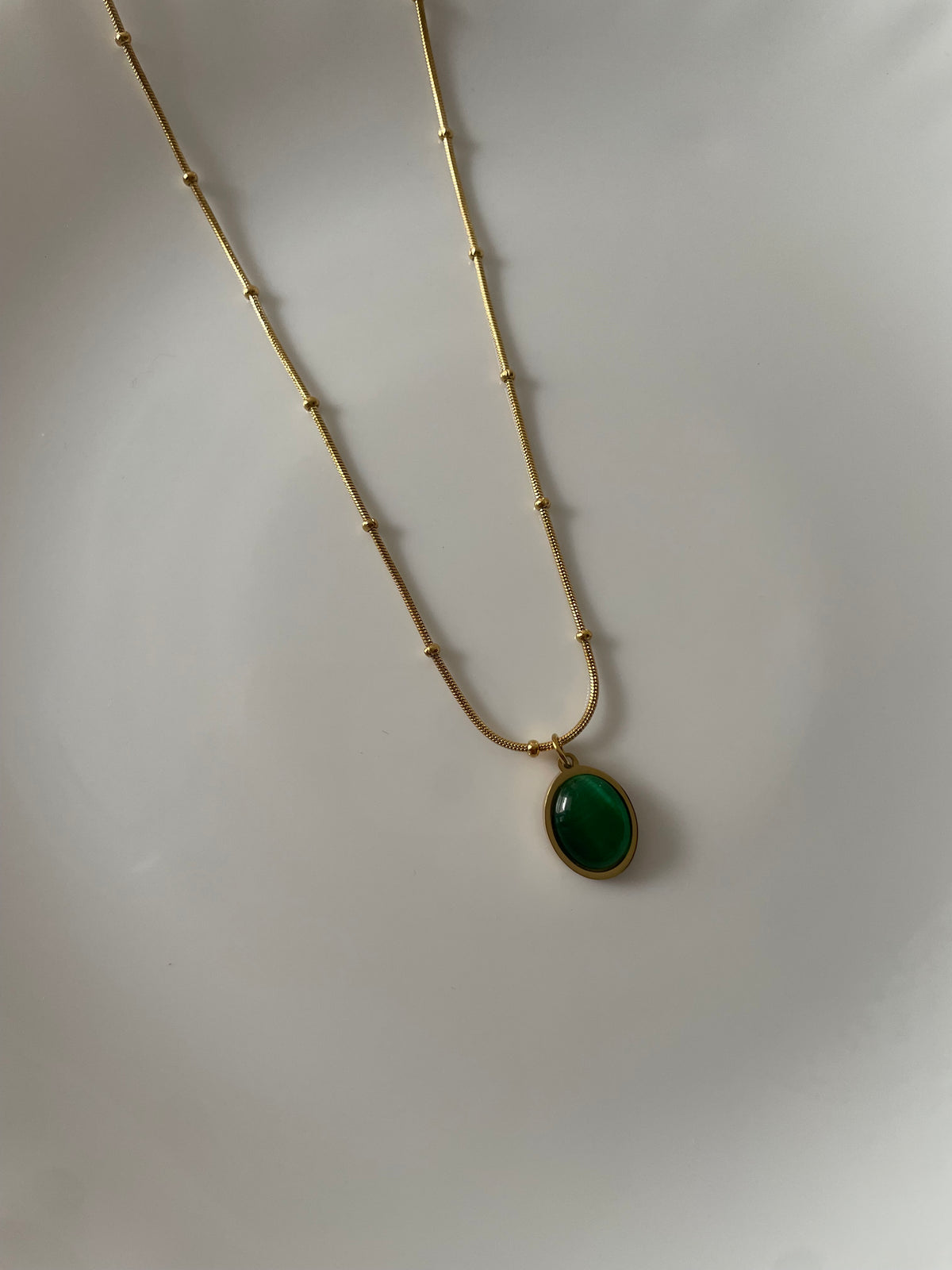 Green Oval Stone Necklace