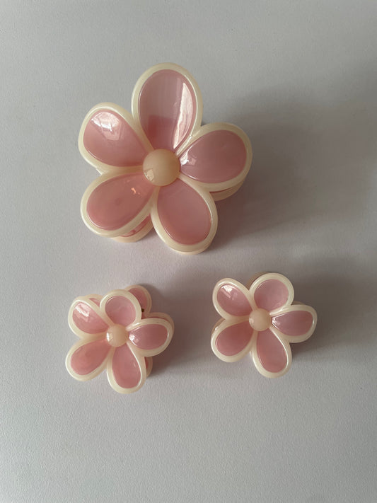 Bloom Floral Hair Claw