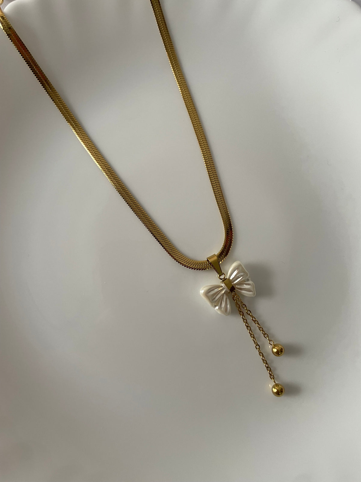 Pearl Bow Necklace