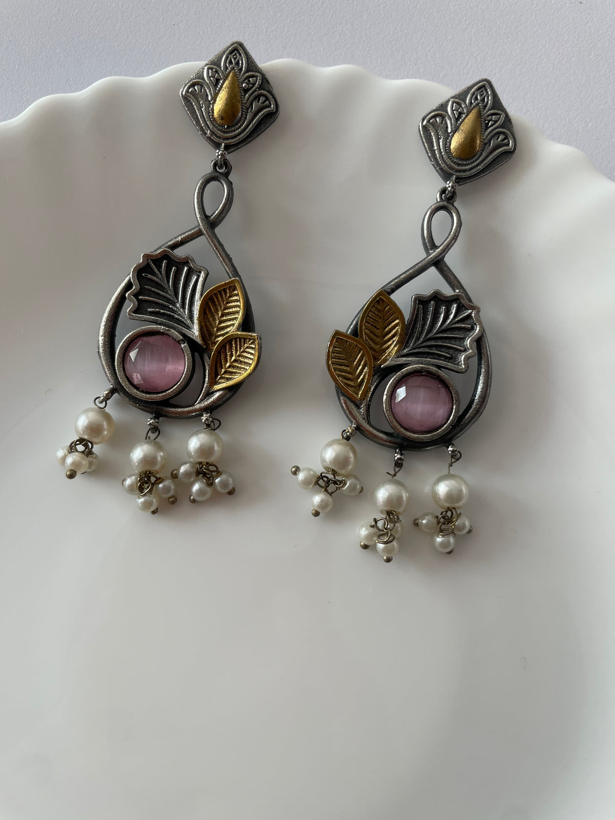 Royal Leaf Pearl Statement Earrings- Light Pink