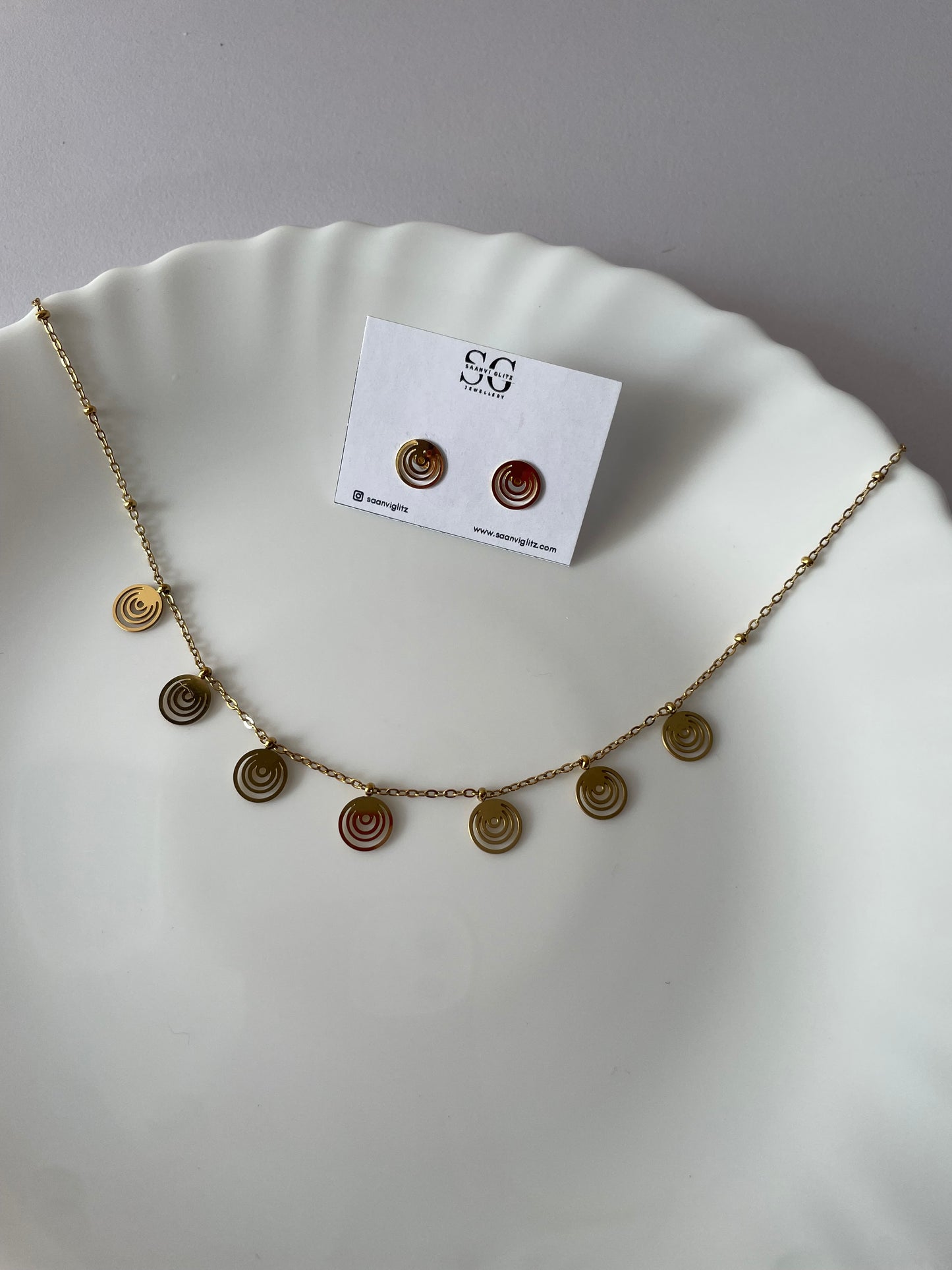 Golden Swirl Charm Necklace & Earrings Set
