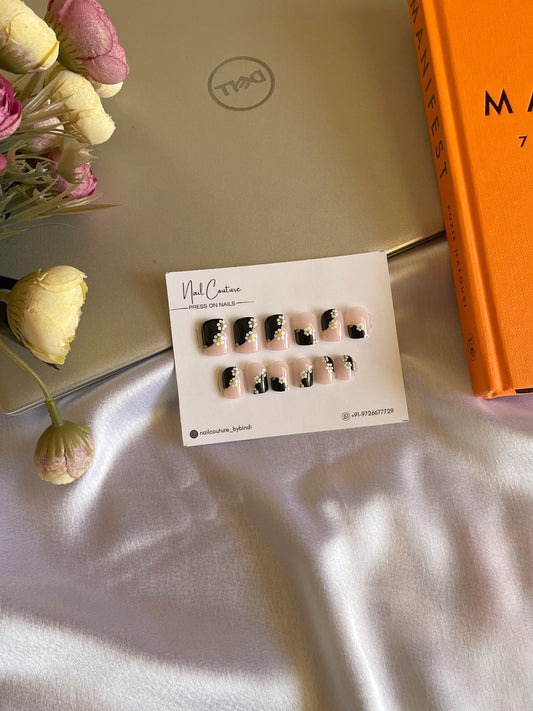 Press On Nails-001