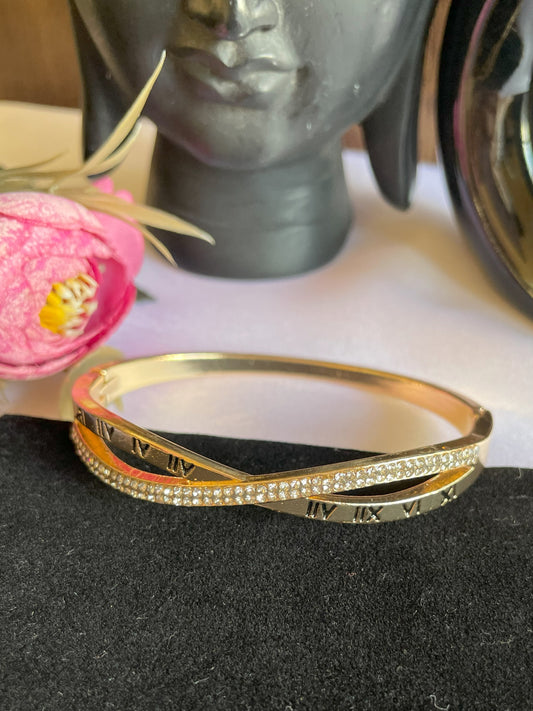 Roman Numbers Studded Bracelet