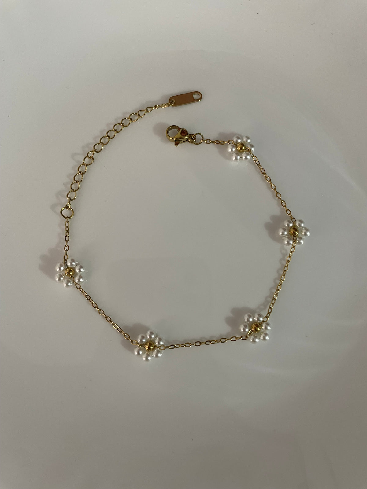 Velmora Pearl Bracelet