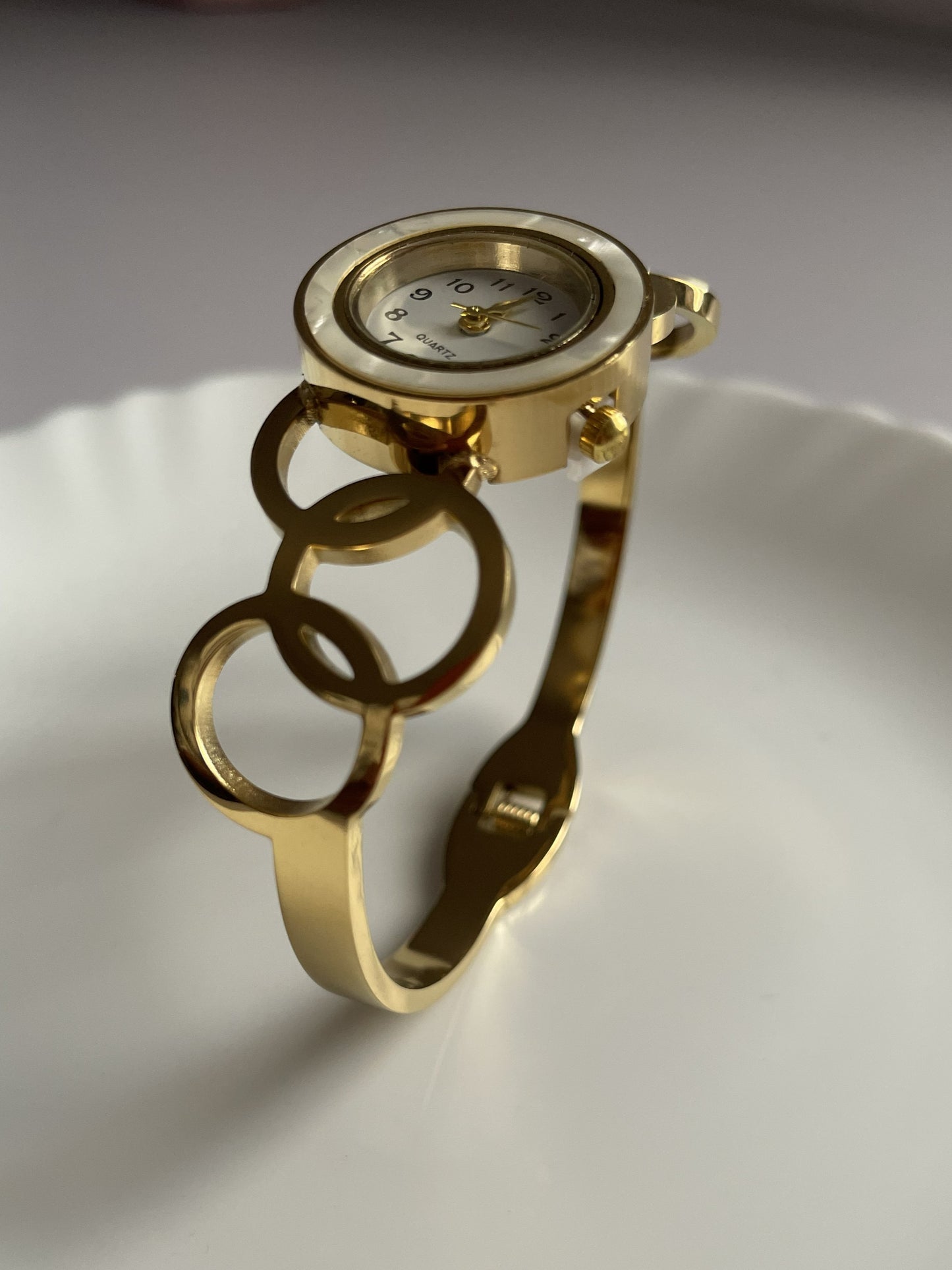 Venus Glow Watch