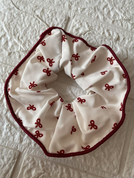Scrunchie-Red Bow