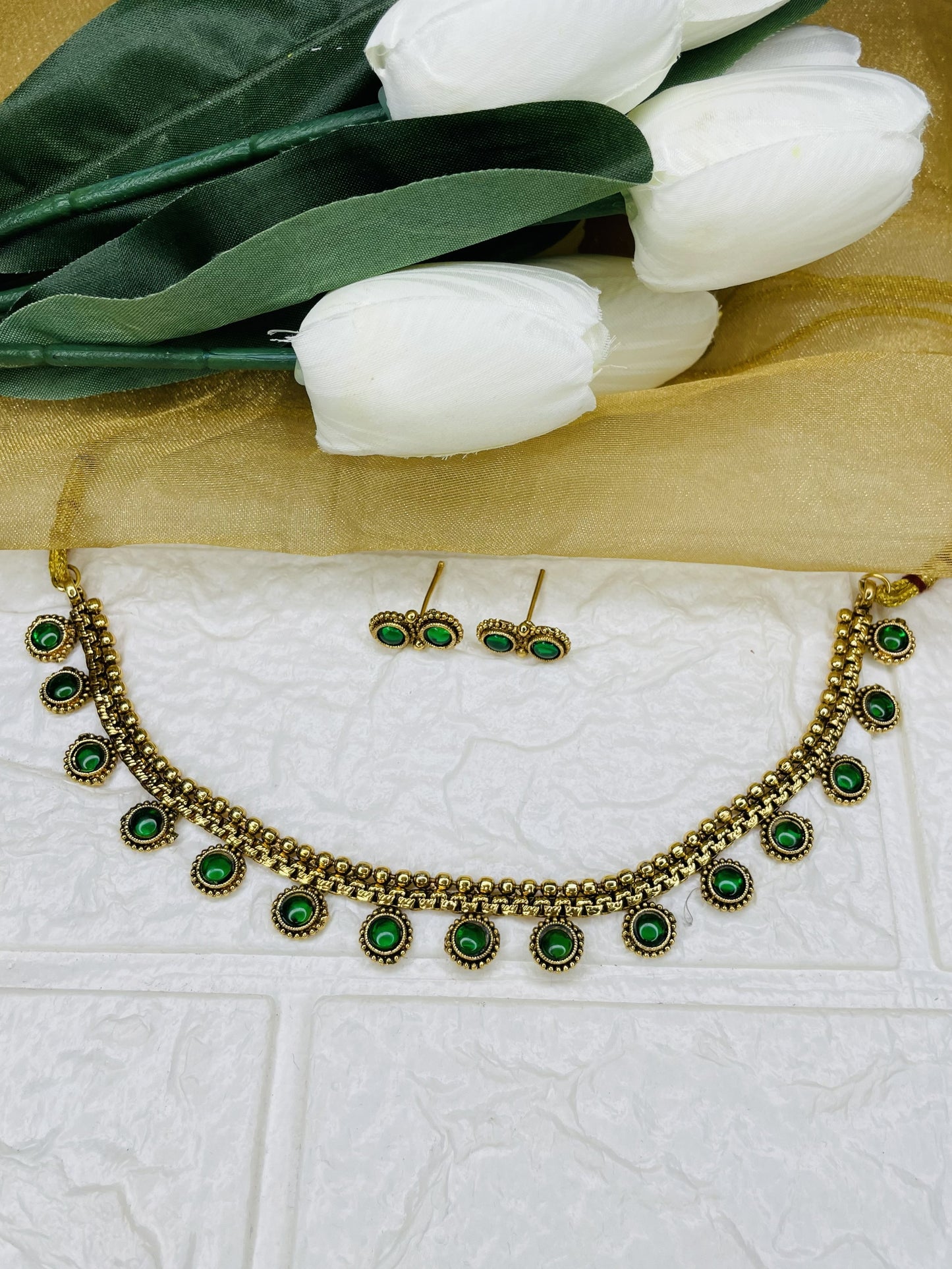 Suvarna Padma Necklace Set