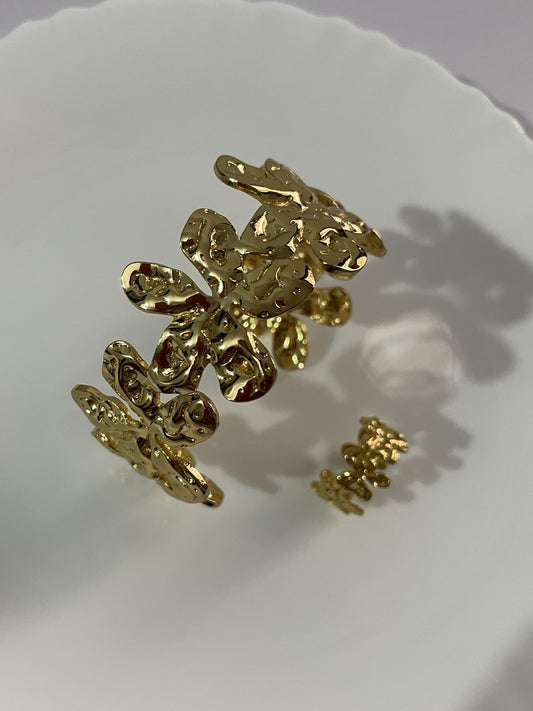 Aurora Leaf Bracelet with Ring