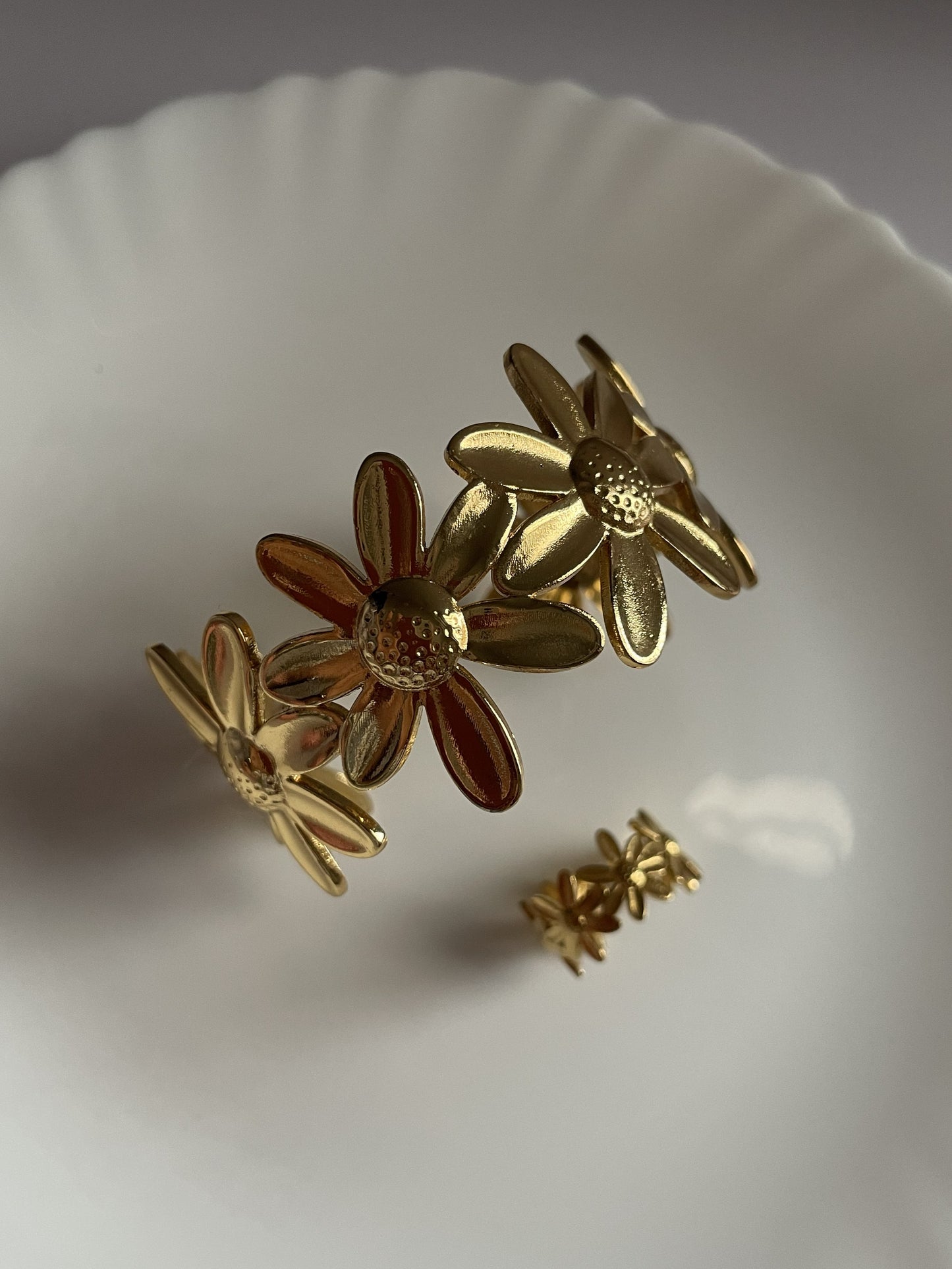 Aurelia Leaf Bracelet with Ring