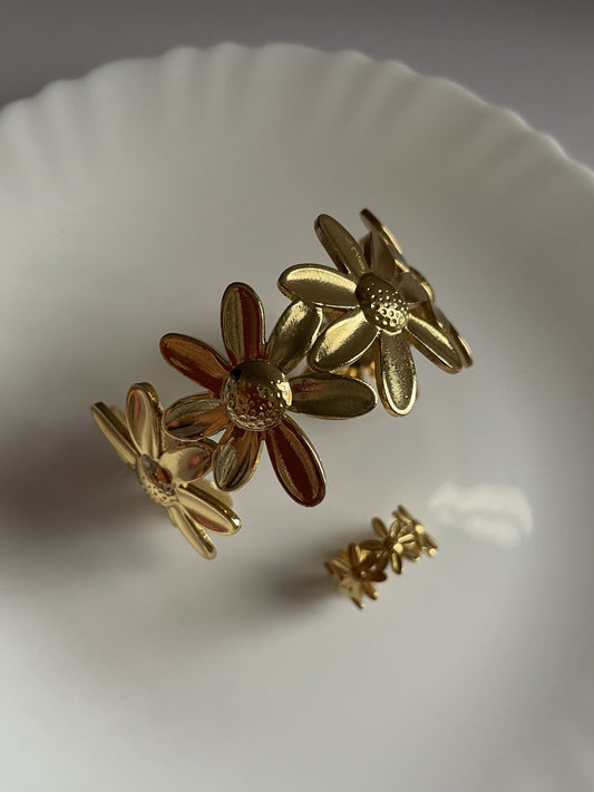 Aurelia Leaf Bracelet with Ring